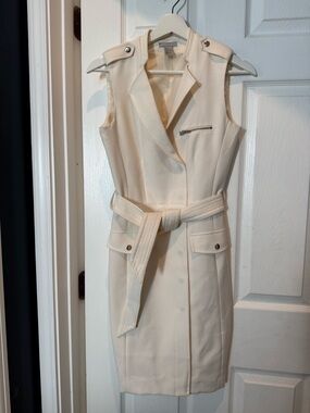 H&M Sleeveless Cream Belted Trench Dress